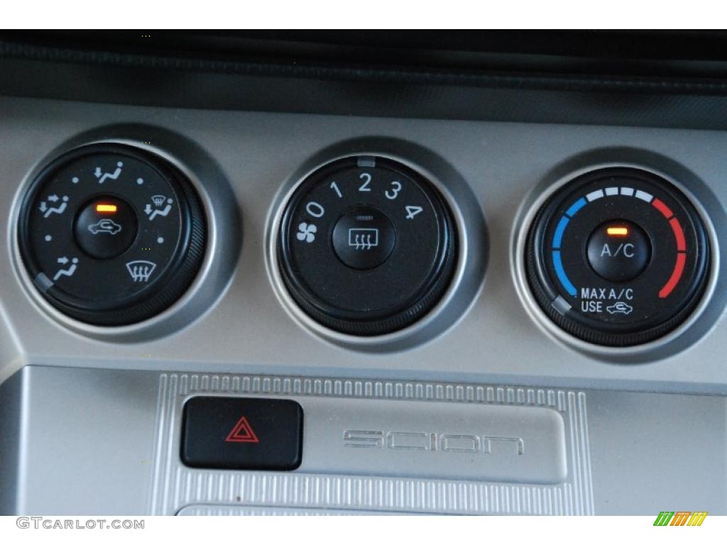 2008 Scion xB Standard xB Model Controls Photo #49509201