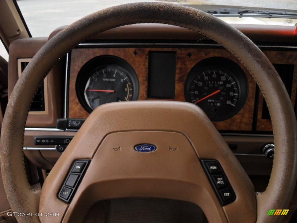 1988 Bronco II XL - Light Chestnut/Dark Chestnut / Tan photo #11