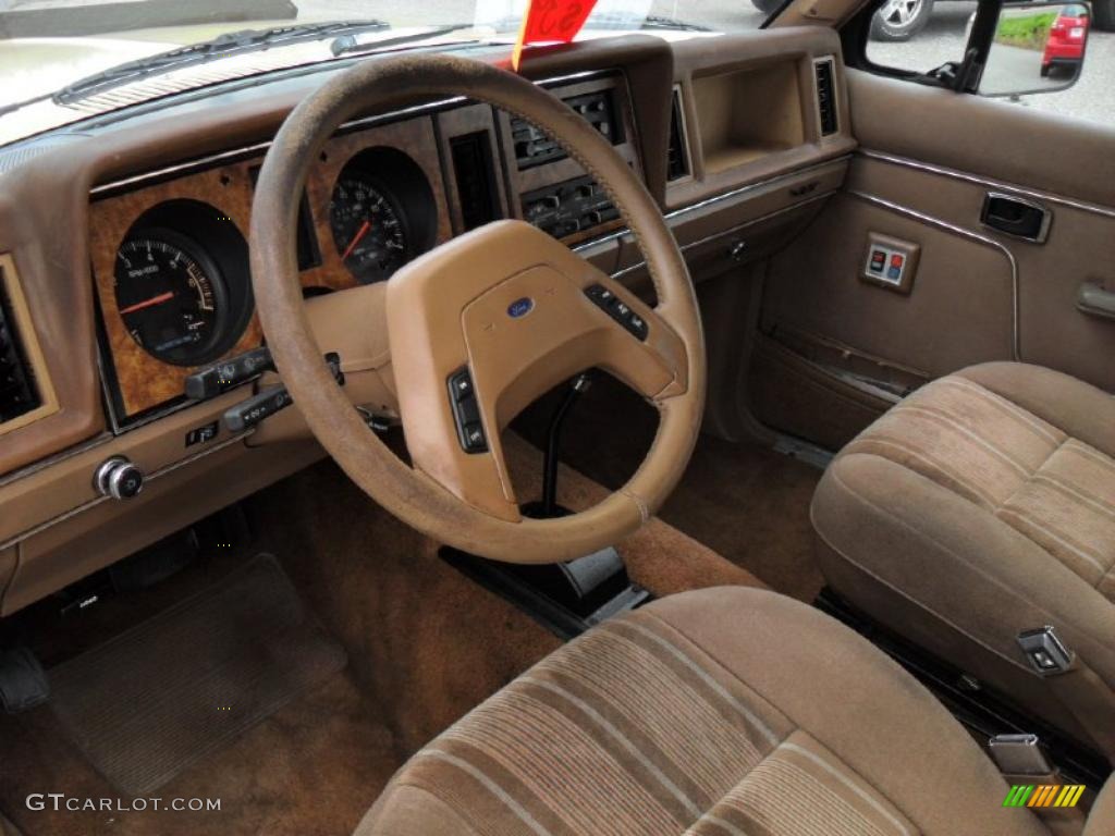 1988 Bronco II XL - Light Chestnut/Dark Chestnut / Tan photo #23