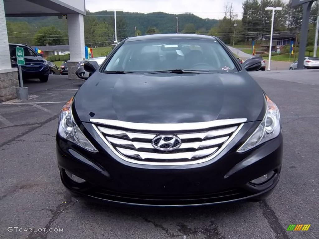 2011 Sonata SE 2.0T - Midnight Black / Black photo #3