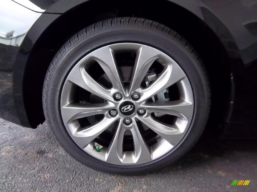 2011 Sonata SE 2.0T - Midnight Black / Black photo #10