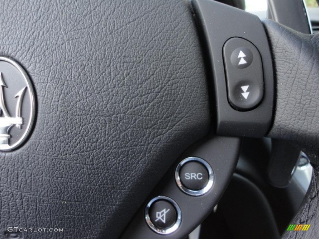 2011 Maserati GranTurismo S Controls Photo #49516244
