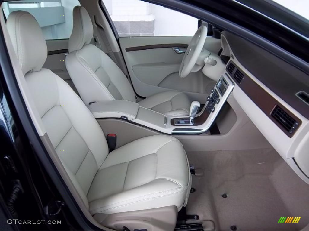 Sandstone Beige Interior 2011 Volvo XC70 3.2 AWD Photo #49517978