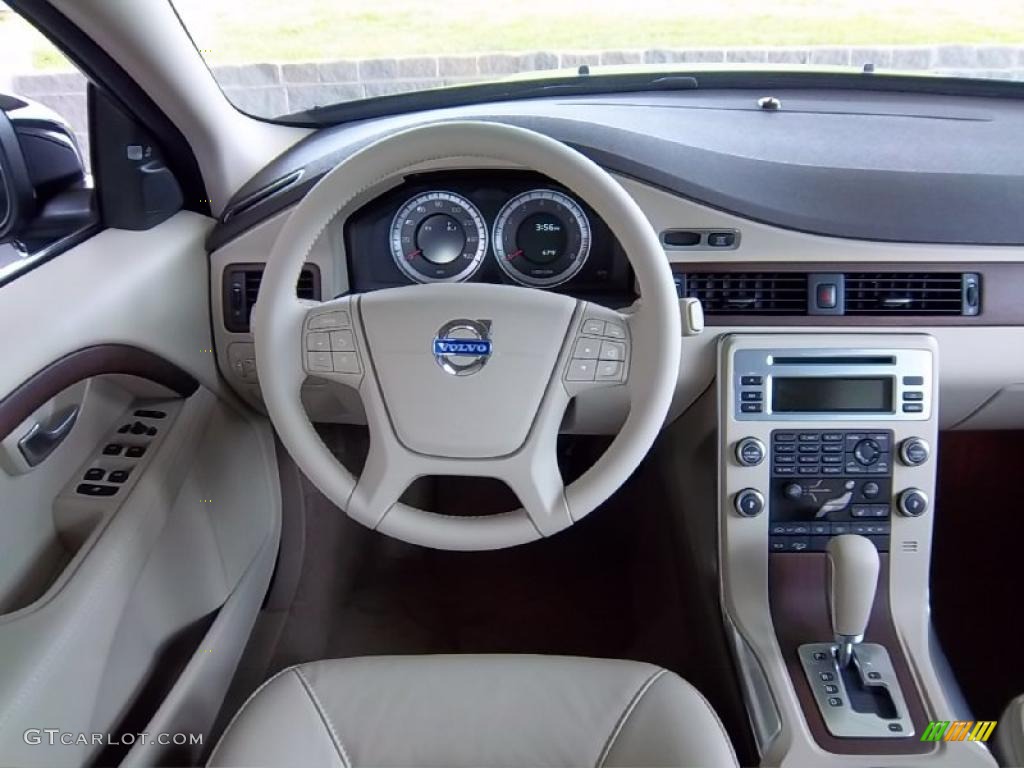 2011 Volvo XC70 3.2 AWD Sandstone Beige Dashboard Photo #49518017