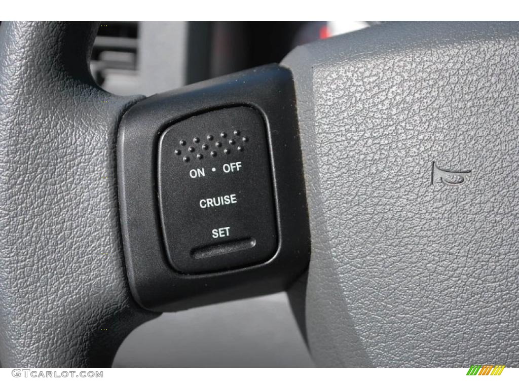 2008 Dodge Ram 2500 SXT Mega Cab 4x4 Controls Photo #49518902