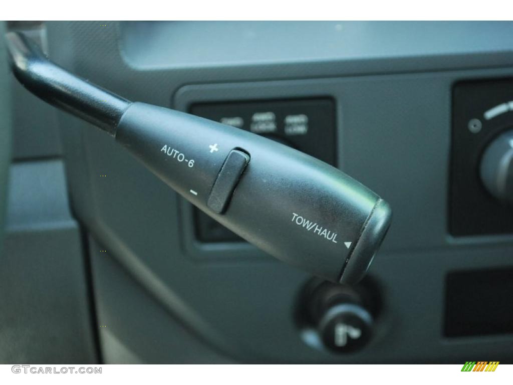 2008 Dodge Ram 2500 SXT Mega Cab 4x4 Controls Photo #49519043
