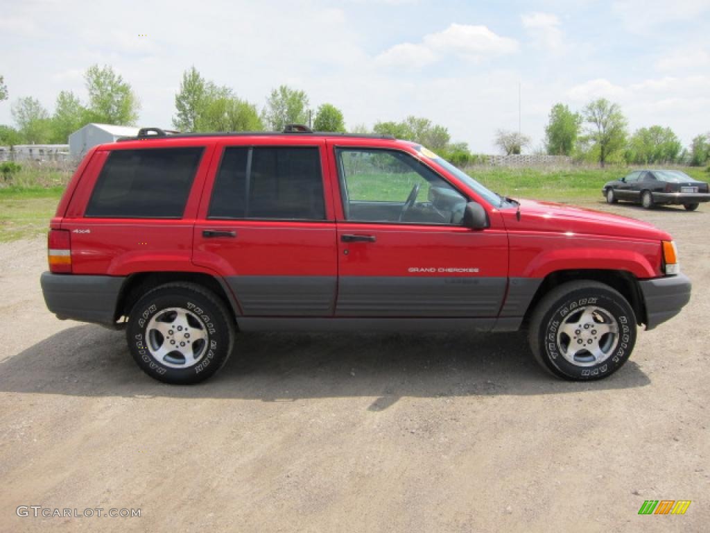 1996 Grand Cherokee Laredo 4x4 - Flame Red / Agate photo #6