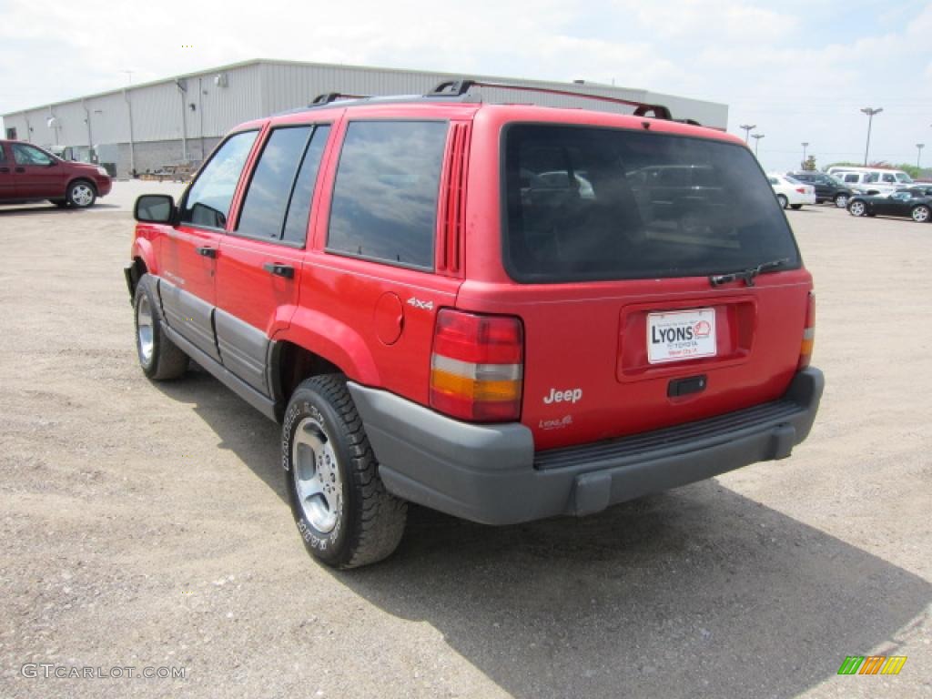 1996 Grand Cherokee Laredo 4x4 - Flame Red / Agate photo #9