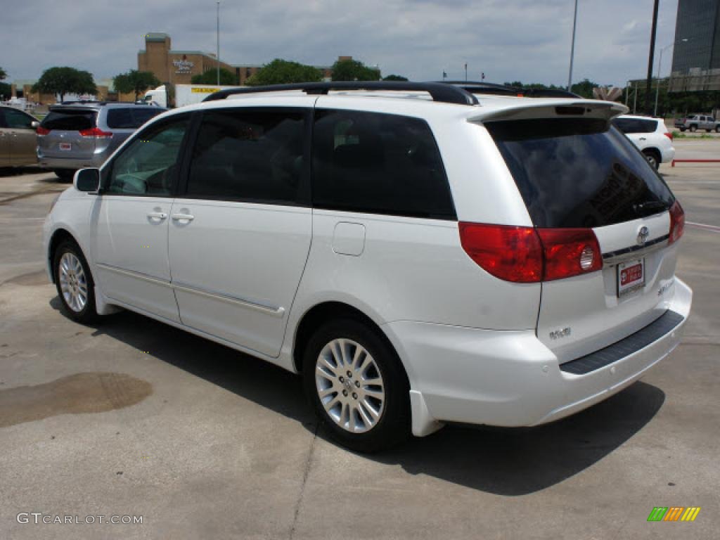 2008 Sienna XLE - Natural White / Taupe photo #3