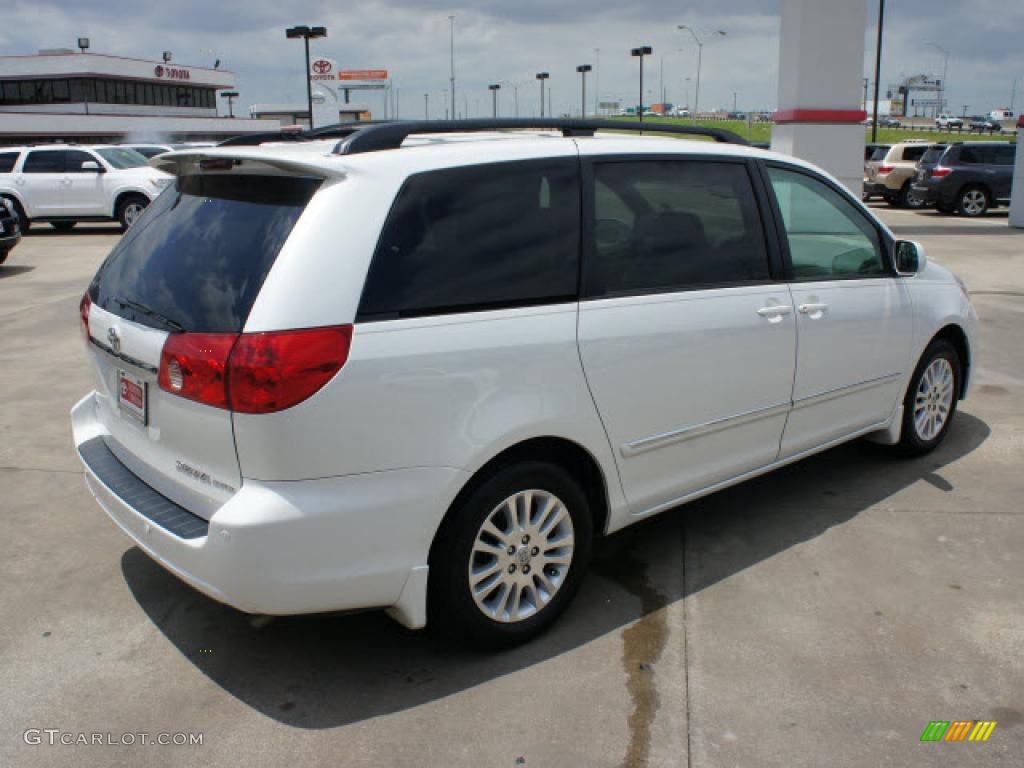 2008 Sienna XLE - Natural White / Taupe photo #4