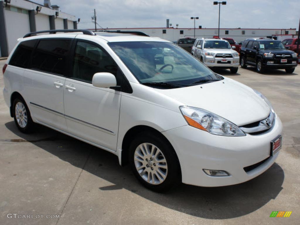 2008 Sienna XLE - Natural White / Taupe photo #6