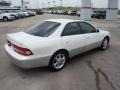 Crystal White - ES 300 Sedan Photo No. 4