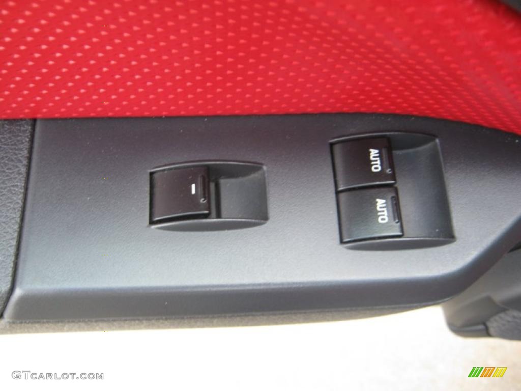 2005 Ford Mustang GT Premium Convertible Controls Photo #49524836