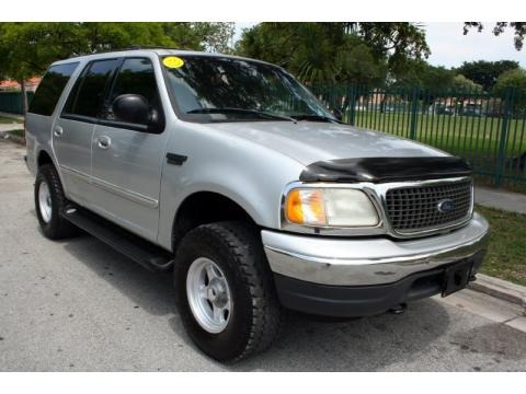 2000 Ford Expedition XLT 4x4 Data, Info and Specs