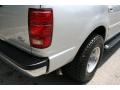 2000 Silver Metallic Ford Expedition XLT 4x4  photo #18