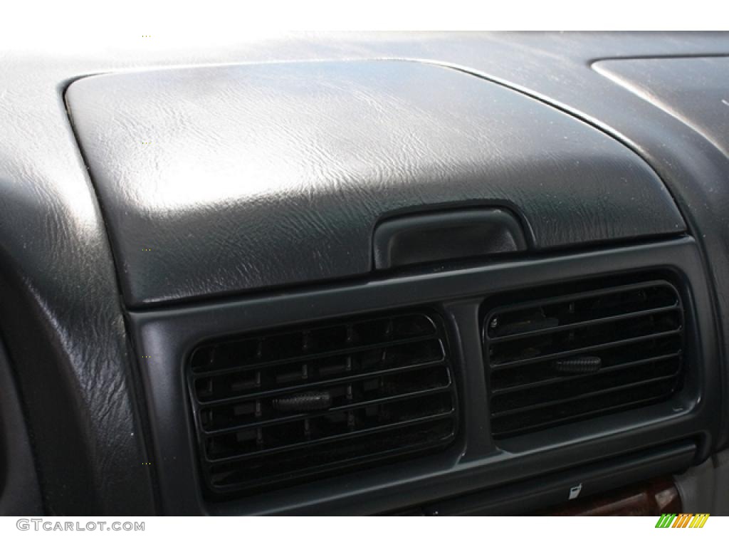 2001 Forester 2.5 S - Silverthorn Metallic / Gray photo #17