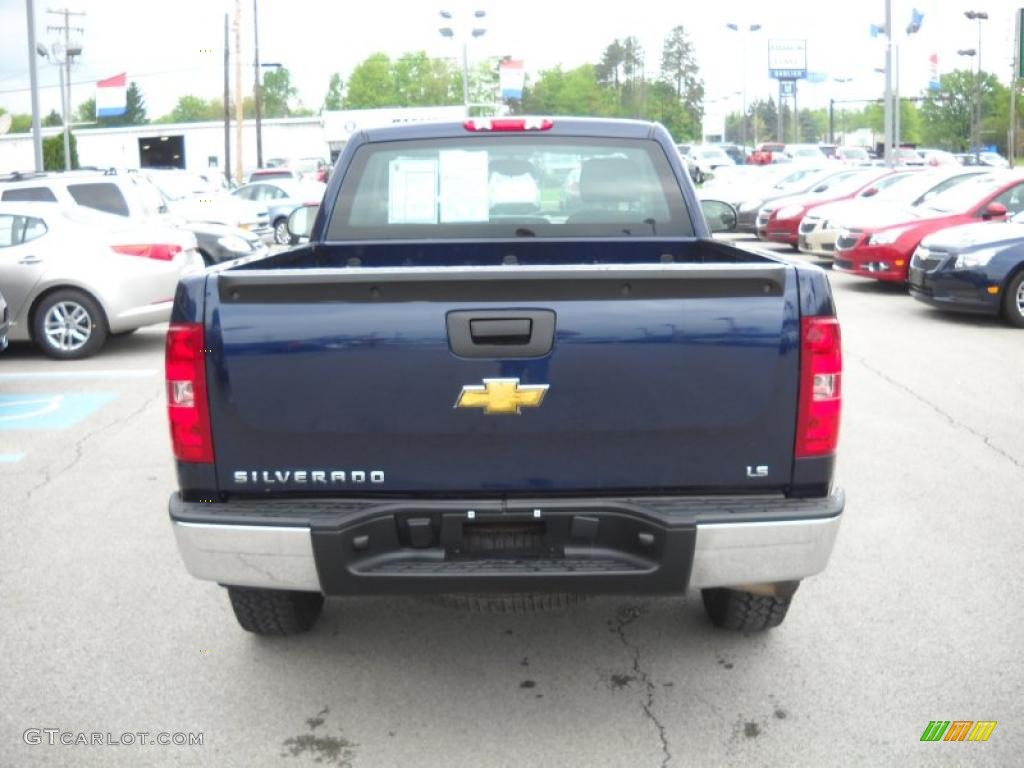 2009 Silverado 1500 LS Regular Cab 4x4 - Imperial Blue Metallic / Dark Titanium photo #4