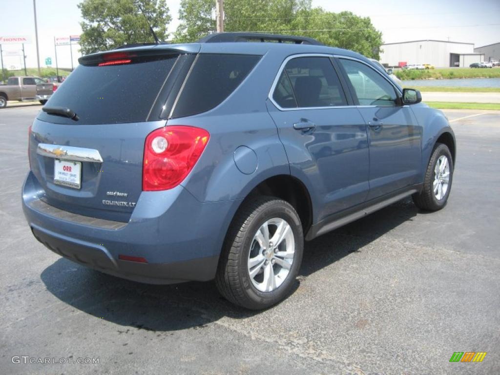 2011 Equinox LT - Twilight Blue Metallic / Light Titanium/Jet Black photo #5