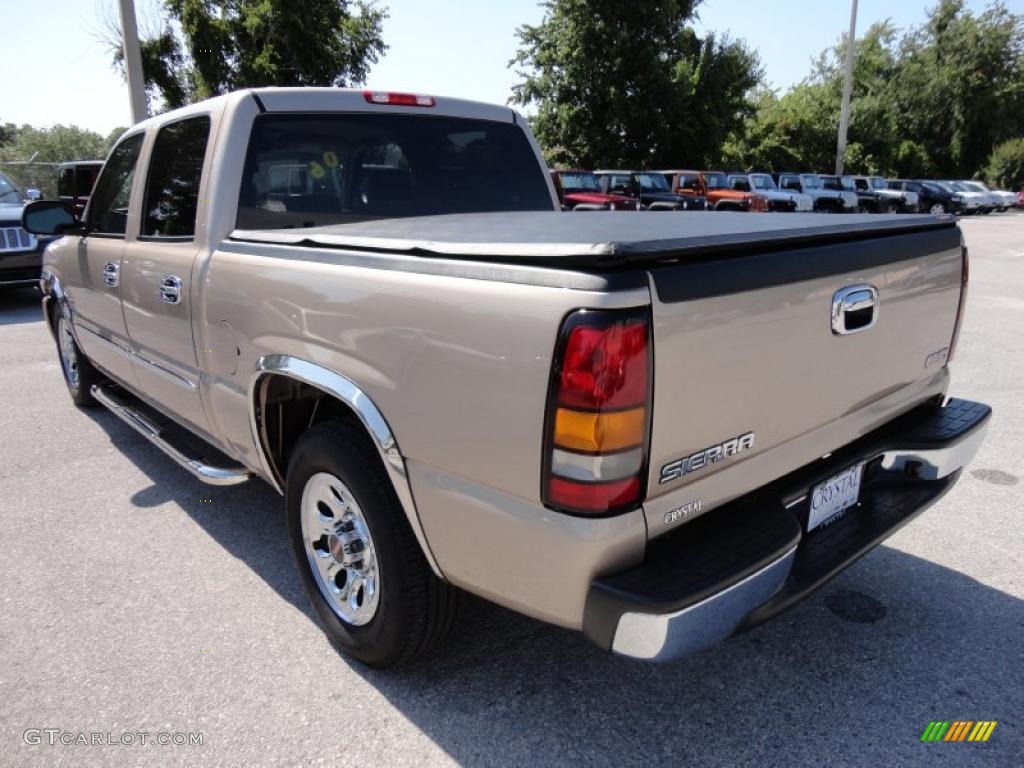 2006 Sierra 1500 SL Crew Cab - Sand Beige Metallic / Neutral photo #3