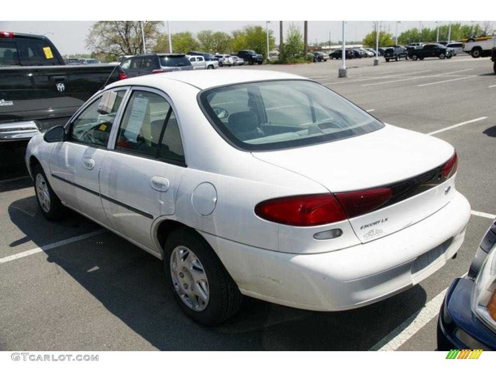 1998 Escort LX Sedan - Performance White / Gray photo #3