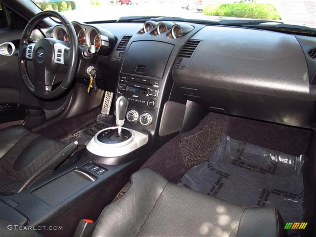 2006 Nissan 350Z Touring Coupe Charcoal Leather Dashboard Photo #49532456