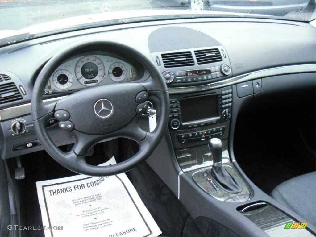 2007 E 550 4Matic Sedan - Iridium Silver Metallic / Black photo #7