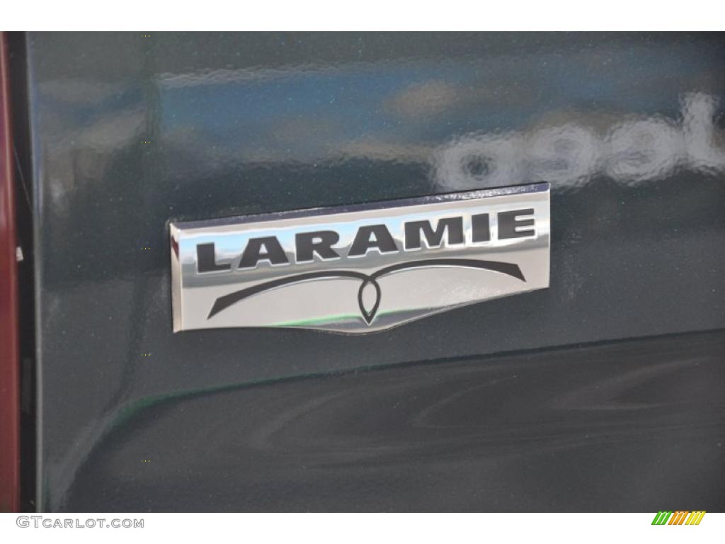 2011 Ram 2500 HD Laramie Crew Cab 4x4 - Hunter Green Pearl / Dark Slate photo #10