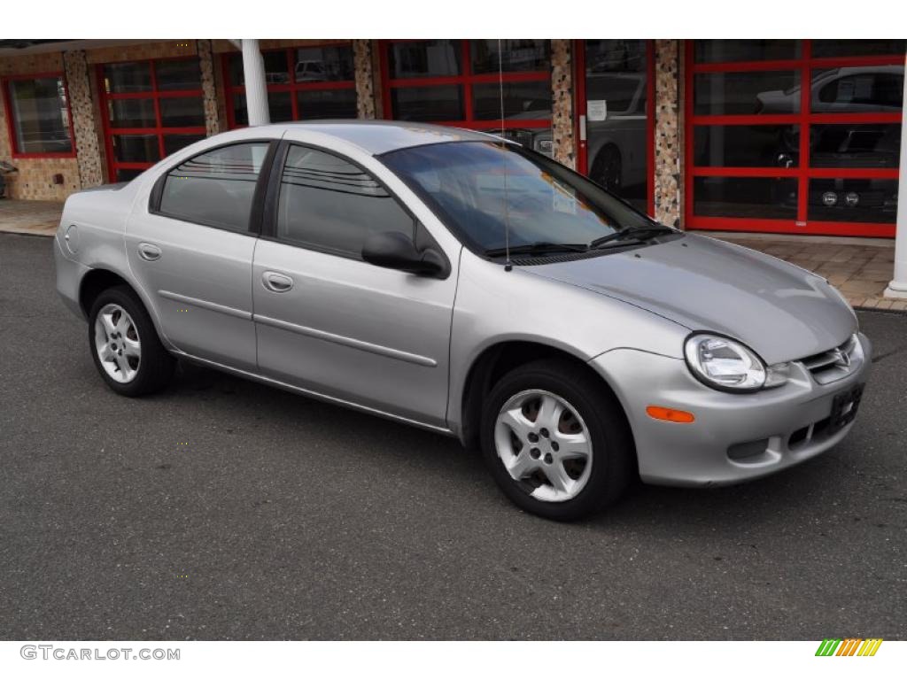 Bright Silver Metallic 2002 Dodge Neon SE Exterior Photo #49535213