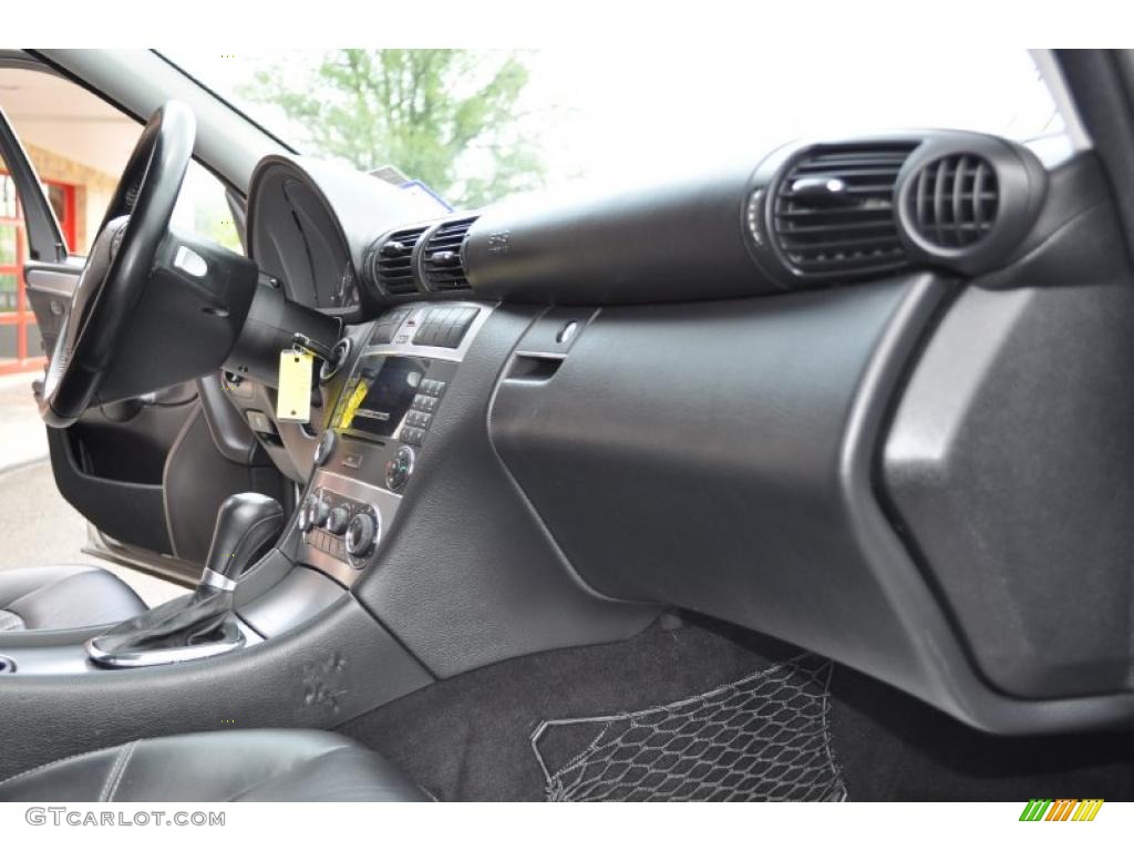 2006 Mercedes-Benz C 55 AMG Black Dashboard Photo #49535708