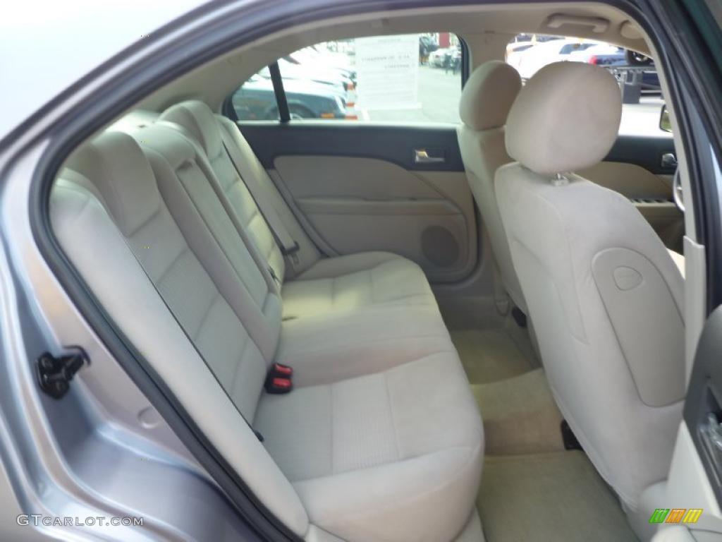 Medium Light Stone Interior 2006 Ford Fusion S Photo #49536398