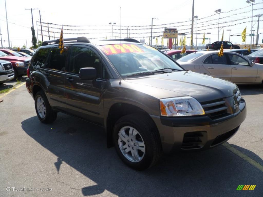 Mineral Beige Pearl Mitsubishi Endeavor