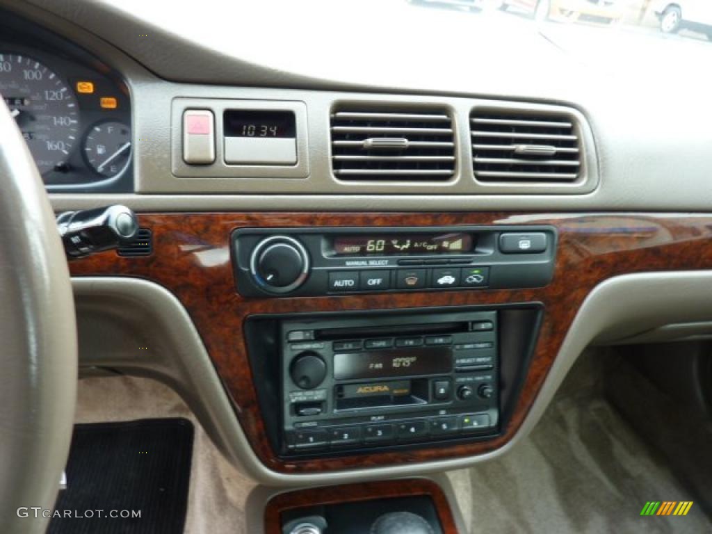 1997 Acura TL 3.2 Controls Photo #49537268