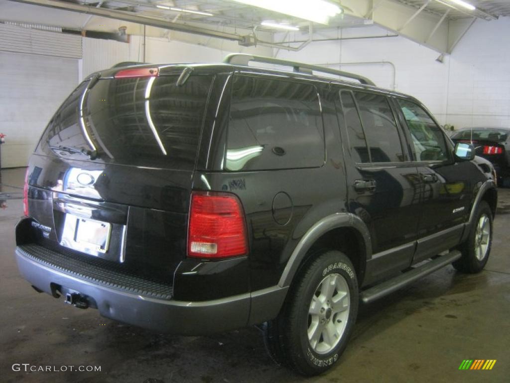 2004 Explorer XLT 4x4 - Black / Medium Parchment photo #2