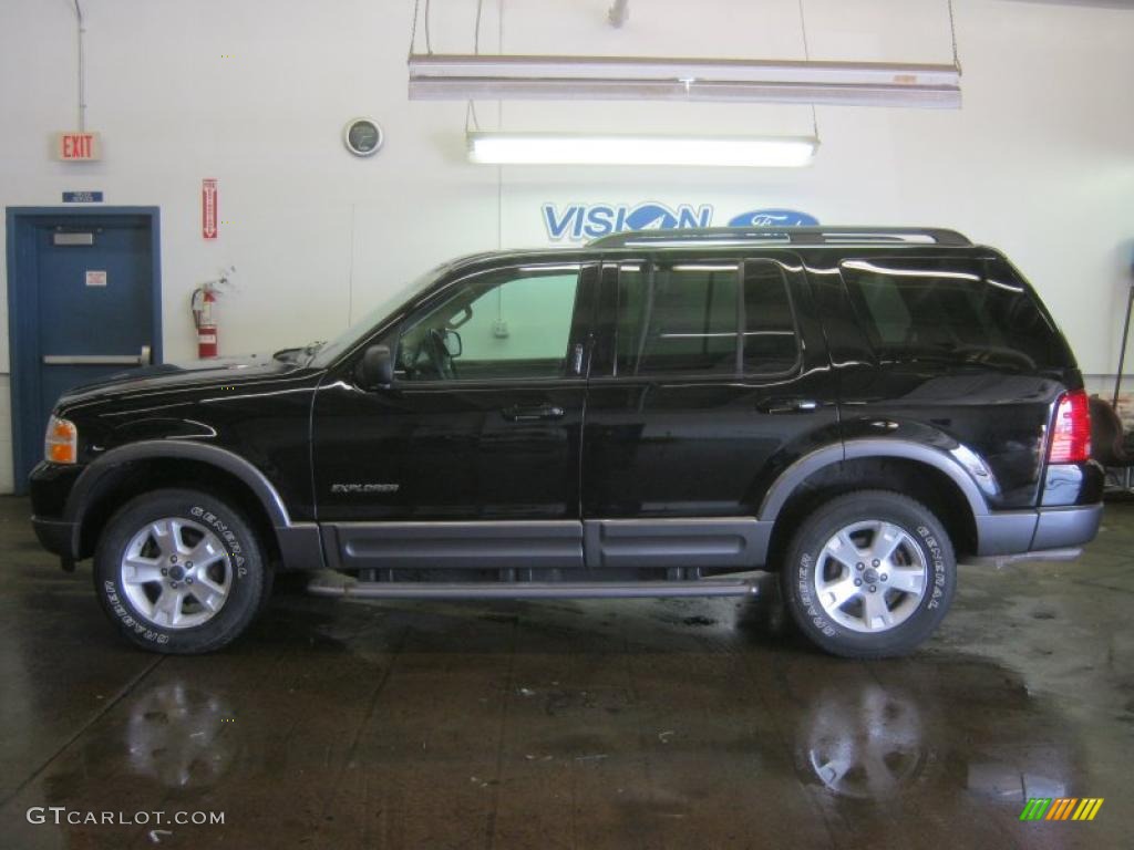2004 Explorer XLT 4x4 - Black / Medium Parchment photo #14