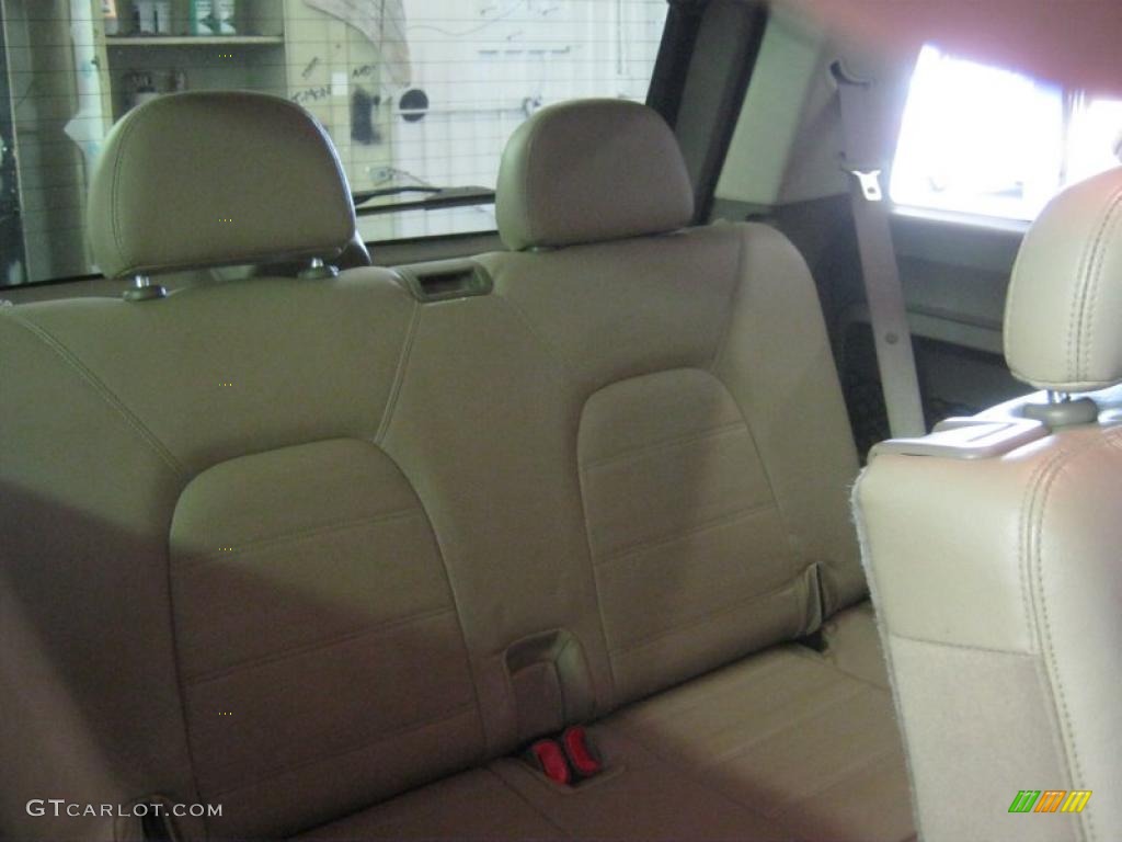 2004 Explorer XLT 4x4 - Black / Medium Parchment photo #21
