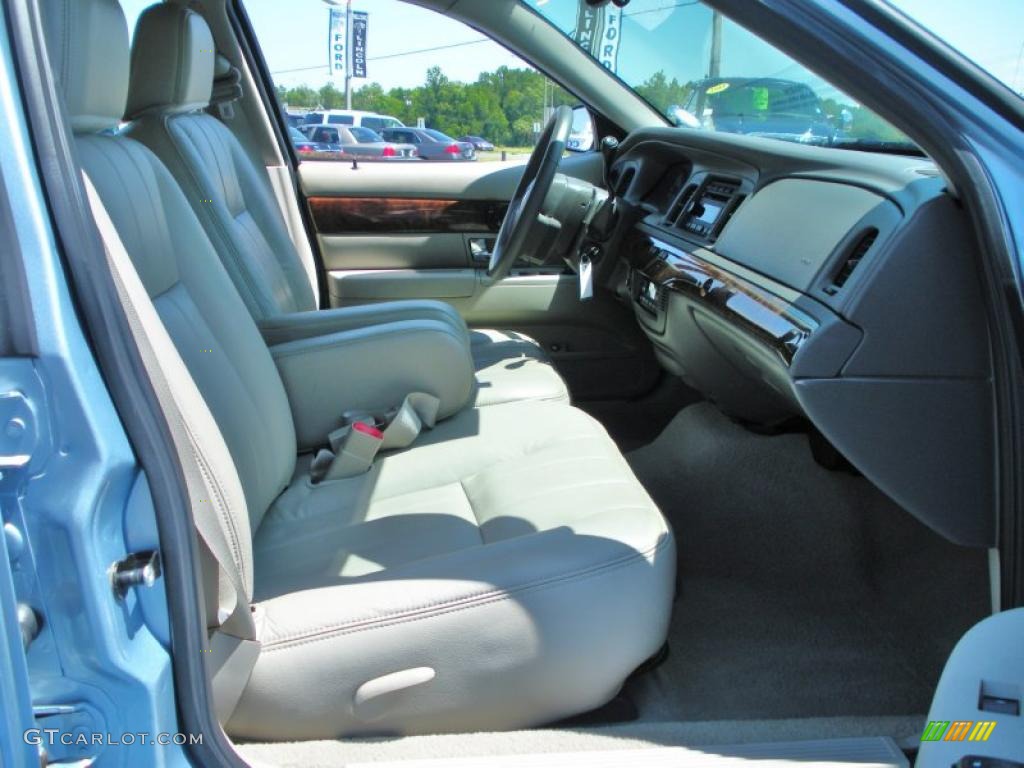 2009 Grand Marquis LS Ultimate Edition - Light Ice Blue Metallic / Medium Light Stone photo #15