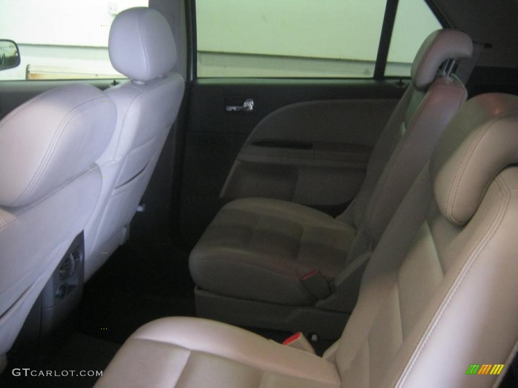 2008 Taurus X SEL - Oxford White / Camel photo #26