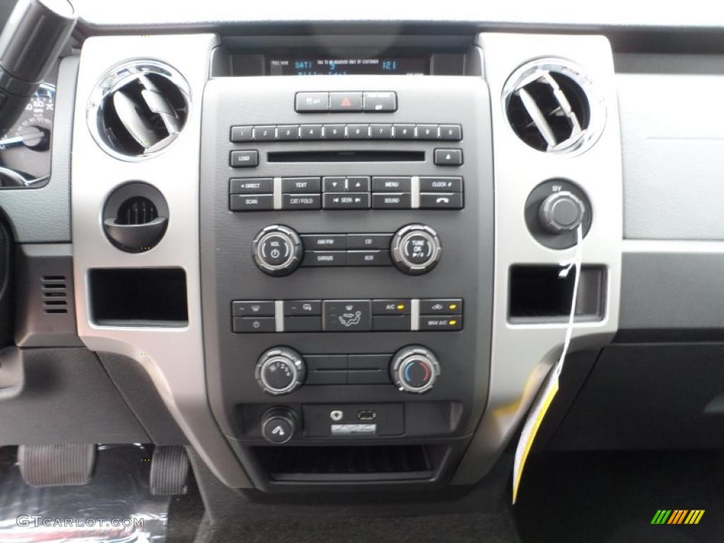 2011 F150 Texas Edition SuperCrew - Race Red / Steel Gray photo #28