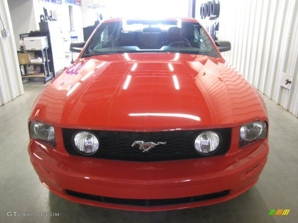 2005 Mustang GT Premium Convertible - Torch Red / Red Leather photo #5