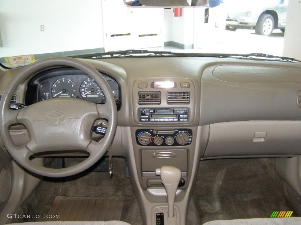1999 Corolla LE - Dark Emerald Pearl / Pebble Beige photo #10