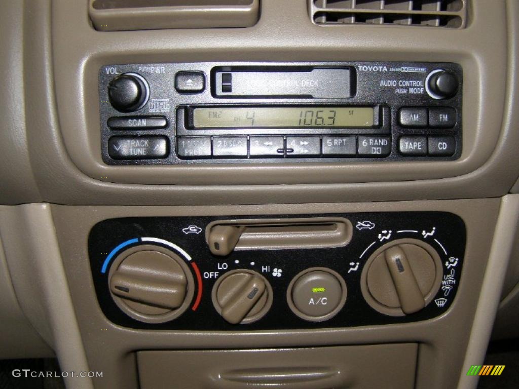1999 Corolla LE - Dark Emerald Pearl / Pebble Beige photo #16