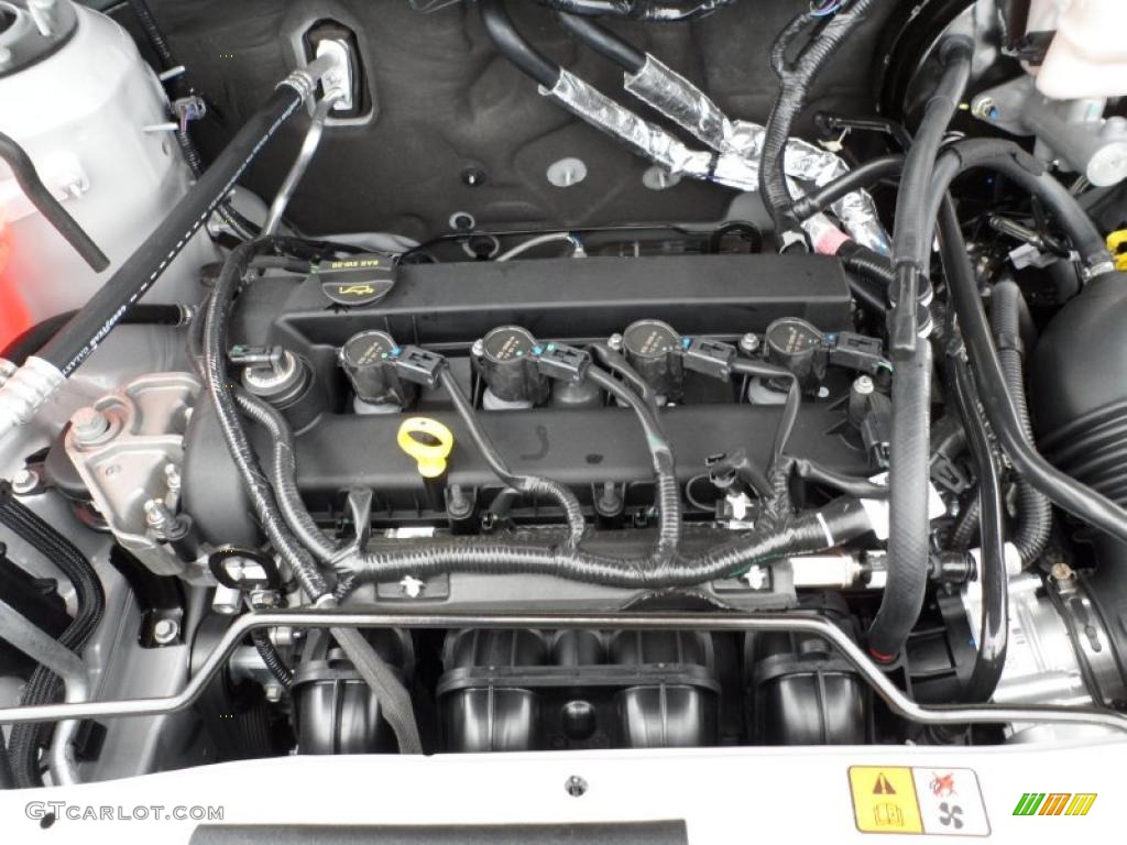 2011 Ford Escape XLS Engine Photos