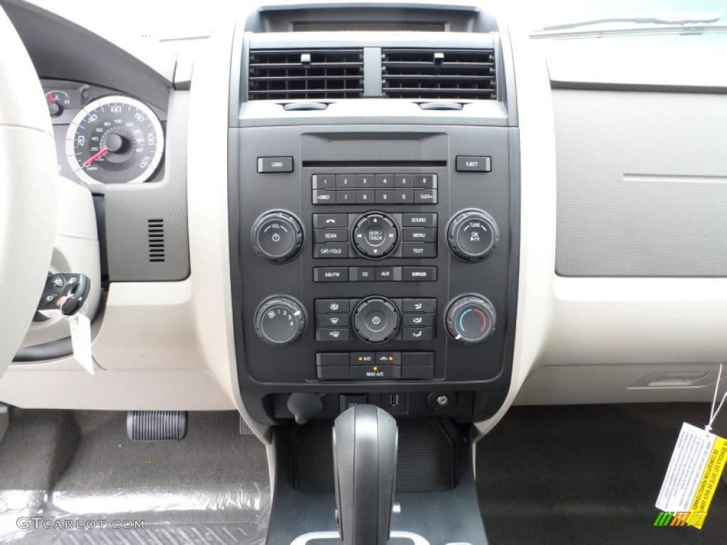 2011 Ford Escape XLS Controls Photo #49545056