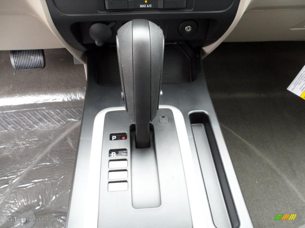 2011 Ford Escape XLS 6 Speed Automatic Transmission Photo #49545164