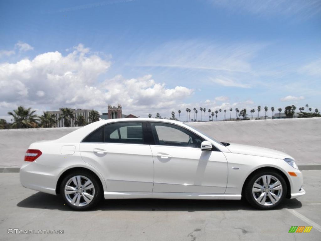 Diamond White Metallic 2011 Mercedes-Benz E 350 BlueTEC Sedan Exterior Photo #49547048