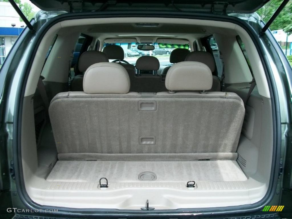 2004 Explorer XLT 4x4 - Estate Green Metallic / Medium Parchment photo #20