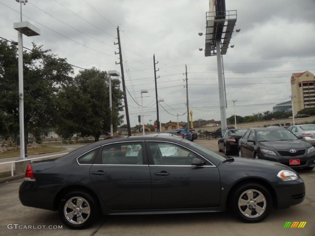 2010 Impala LT - Cyber Gray Metallic / Gray photo #3