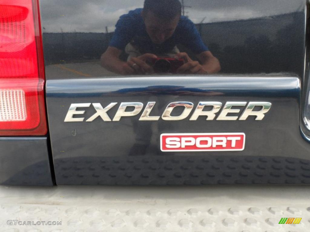 2002 Ford Explorer Sport Marks and Logos Photos