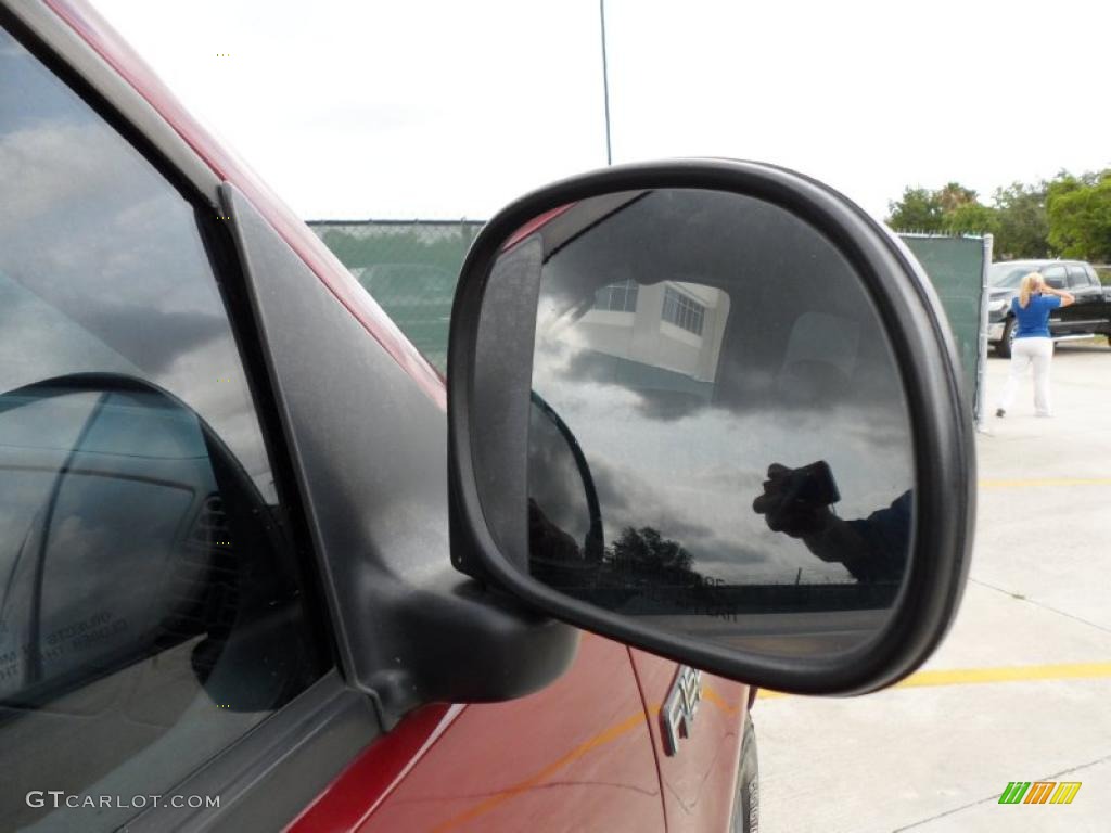 2004 F150 STX Heritage SuperCab - Dark Toreador Red Metallic / Heritage Graphite Grey photo #19