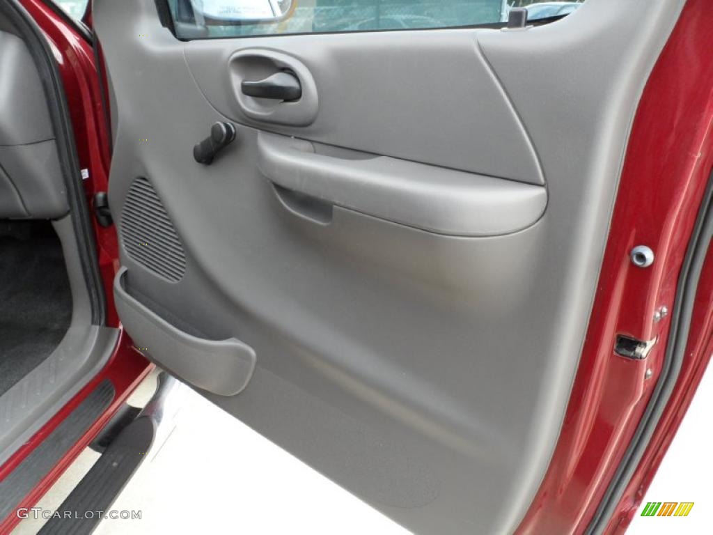 2004 Ford F150 STX Heritage SuperCab Heritage Graphite Grey Door Panel Photo #49549382